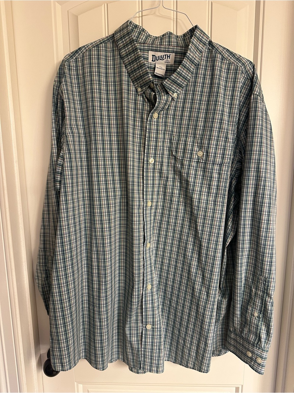 Duluth Trading Co Blue and Green Plaid Long-Sleeve Button-Down Shirt